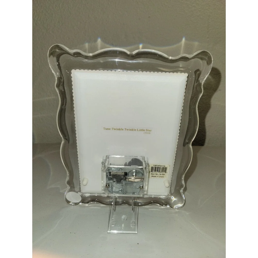 Music Box Picture Frame Twinkle‎ Twinkle Little Star Sentiments 9x7 Photo